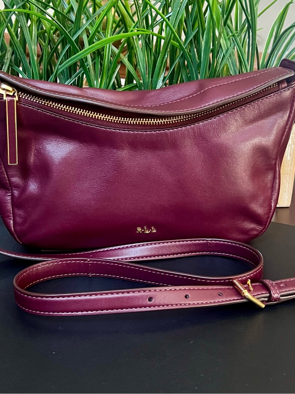 LAUREN RALPH LAUREN Stunning Bramfield Cait Leather Crossbody/Shoulder Bag